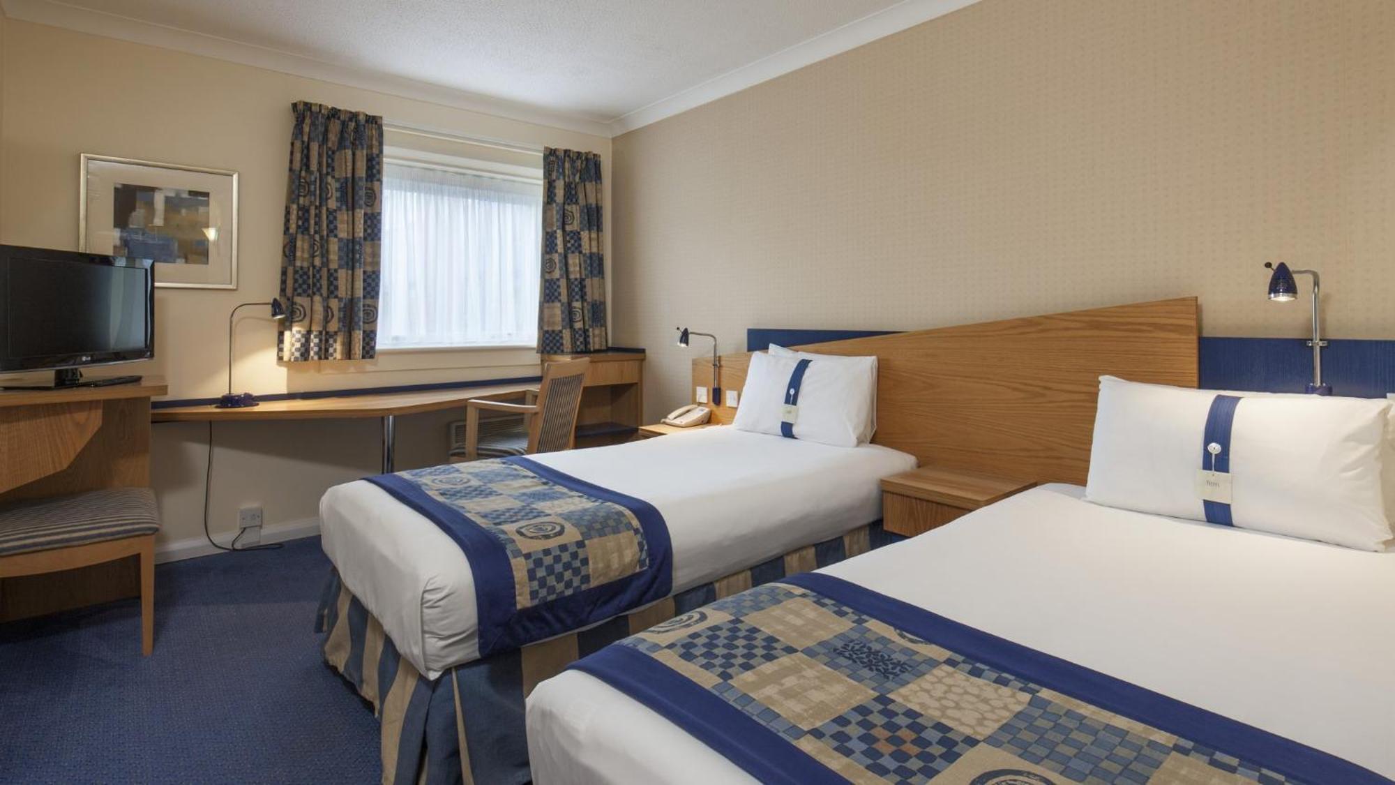 Holiday Inn Express Oxford Kassam Stadium By Ihg Esterno foto